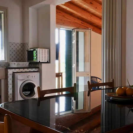 Elorina Birri Sul Mare Vendicari